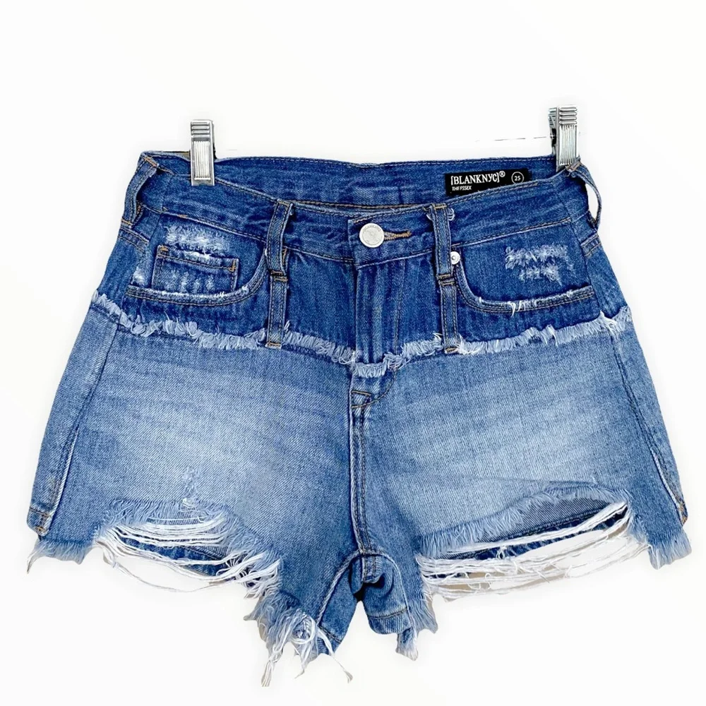 Blank NYC The Essex Classic Cut Off Mean Street Denim Distressed Shorts Size‎ 25
